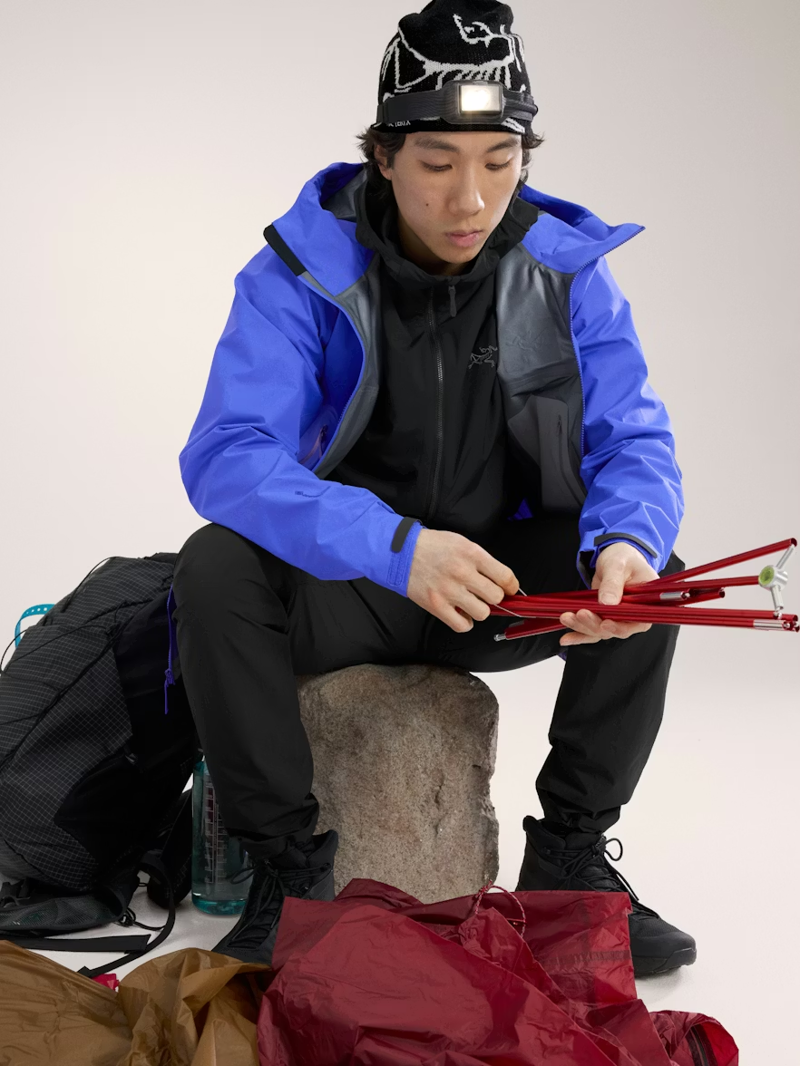 Arc'teryx Men's Atom SL Hoody in Black-9