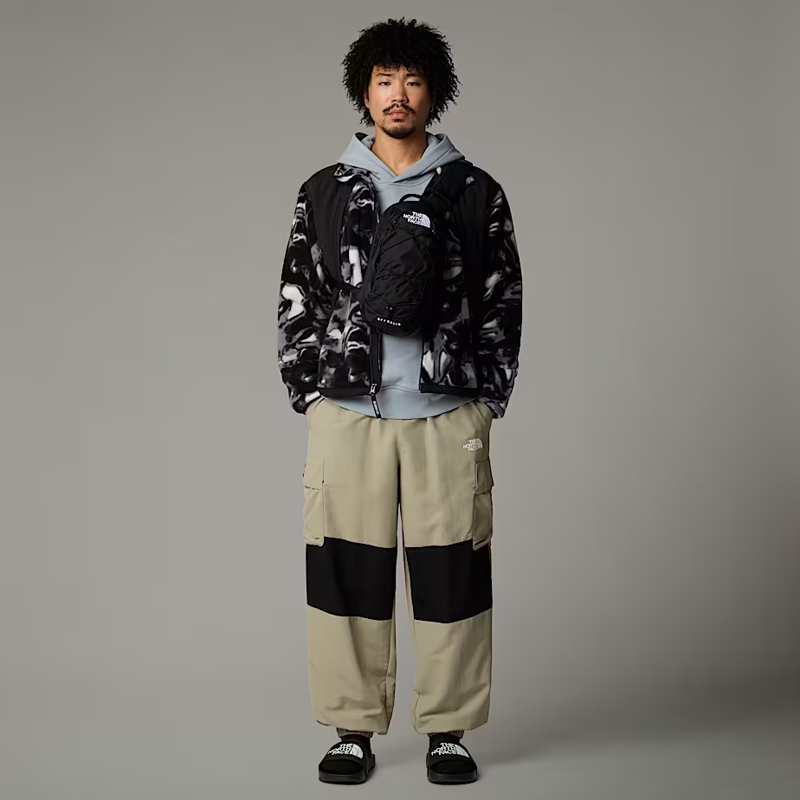 The North Face Men's Base Camp Slide III in Black/White-9