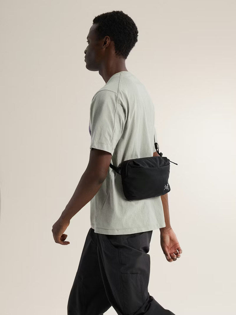 Arc'teryx Heliad Crossbody in Black-4