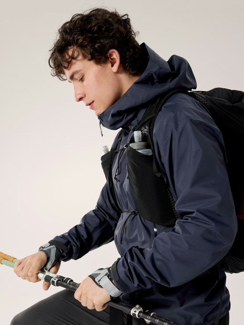 Arc'teryx Men's Beta SL Jacket in Black Sapphire-6