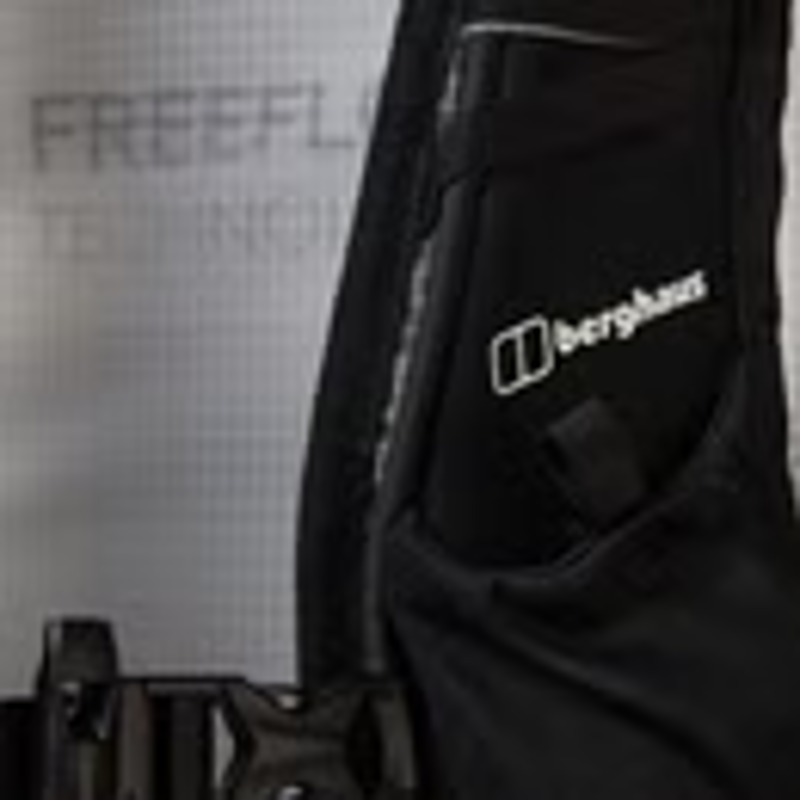 Berghaus Freeflow 30L in Grey Pinstripe/Jet Black-9