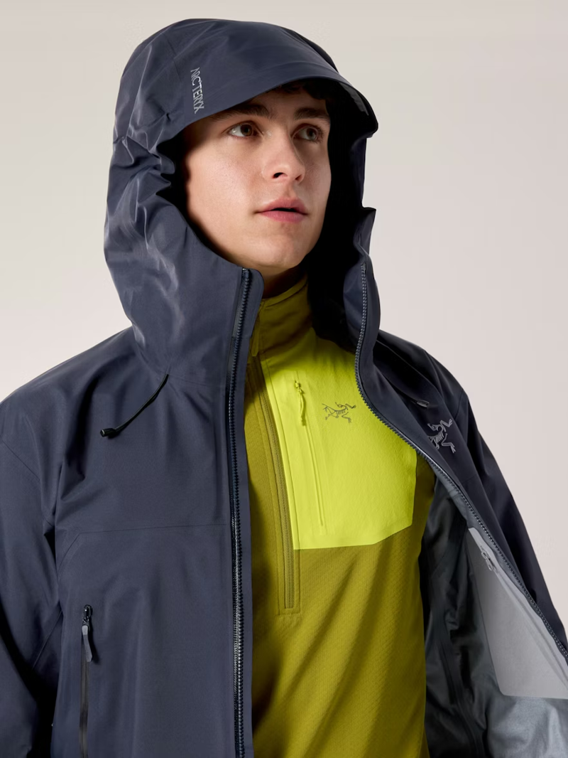 Arc'teryx Men's Beta SL Jacket in Black Sapphire-8