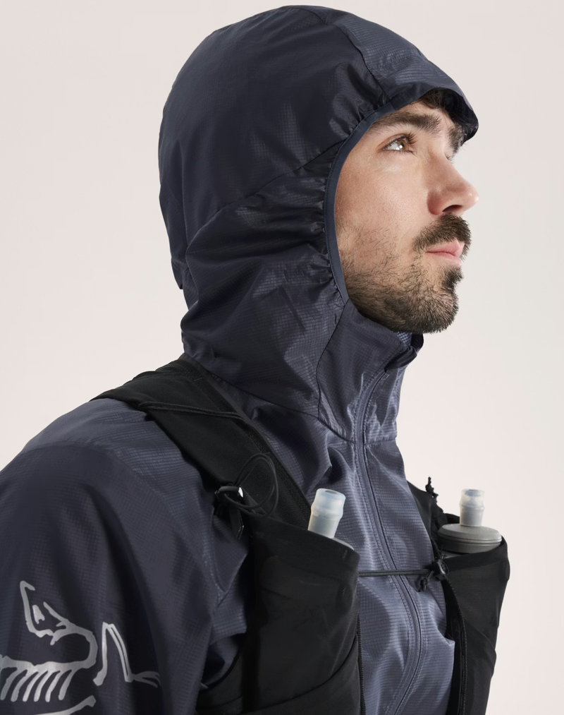 Arc'teryx Men's Norvan Windshell Hoody in  Dark Stratus/Alpine Blue-7