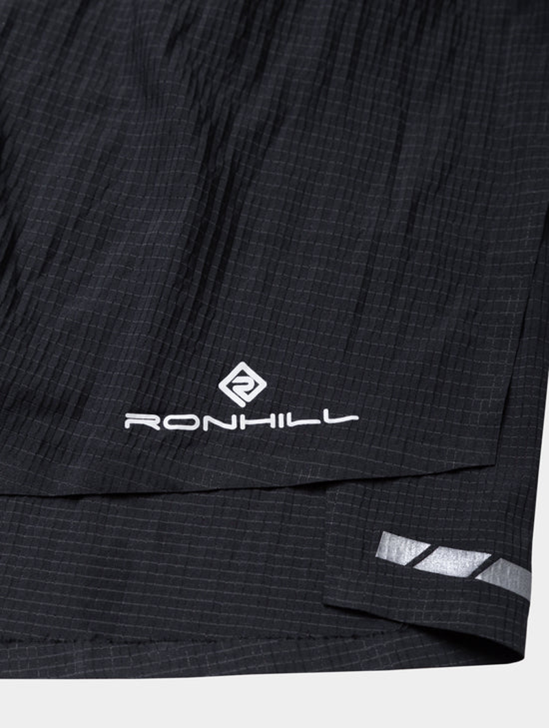 Ronhill Men's Tech Race Shorts in All Black-7