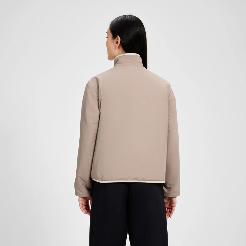 Berghaus Women's Asperton Reversible Jacket in Nat/Grey-4