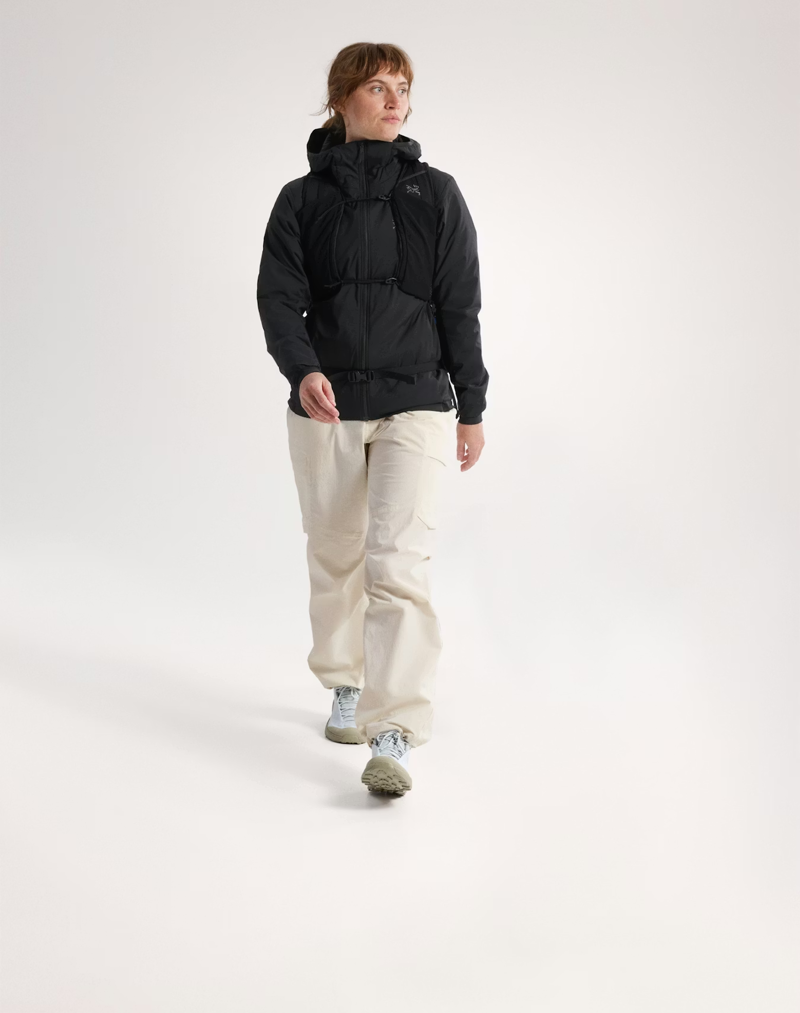 Arc'teryx Women's Atom Hoody in Black-8