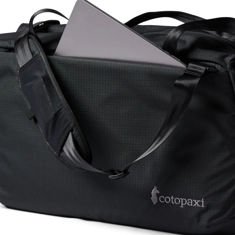 Cotopaxi Viaje 45L Travel Duffel in Black-4