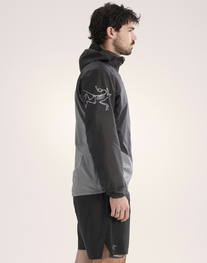 Arc'teryx Men's Norvan Windshell Hoody in Cloud/Void-5