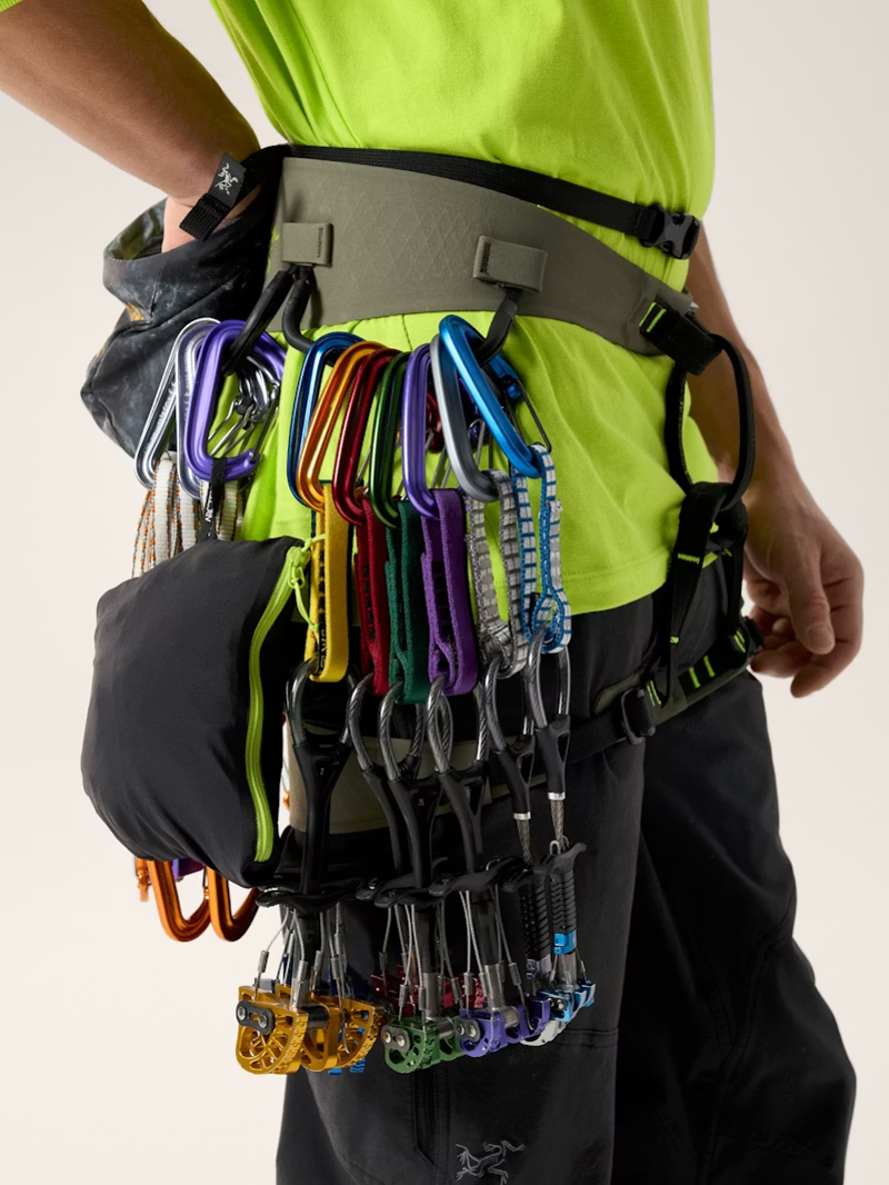 Arc'teryx Men's Squamish Hoody in Spotlight-3