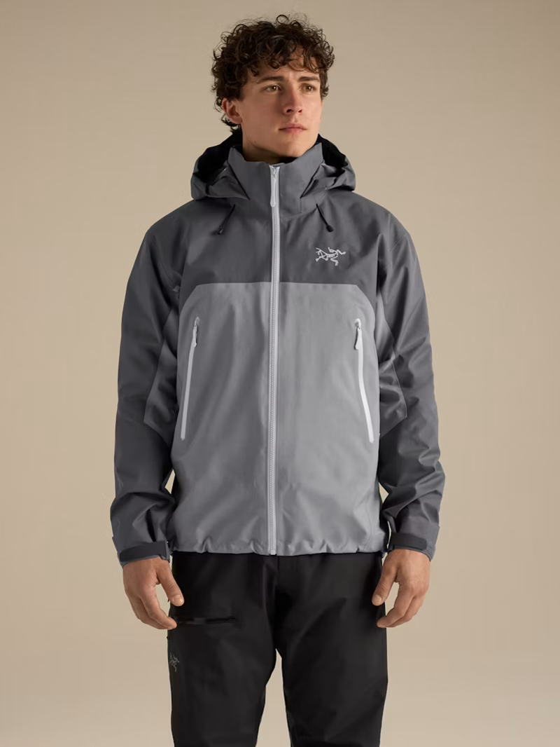 Arc'teryx Men's Beta AR Jacket in Cloud/Void-1