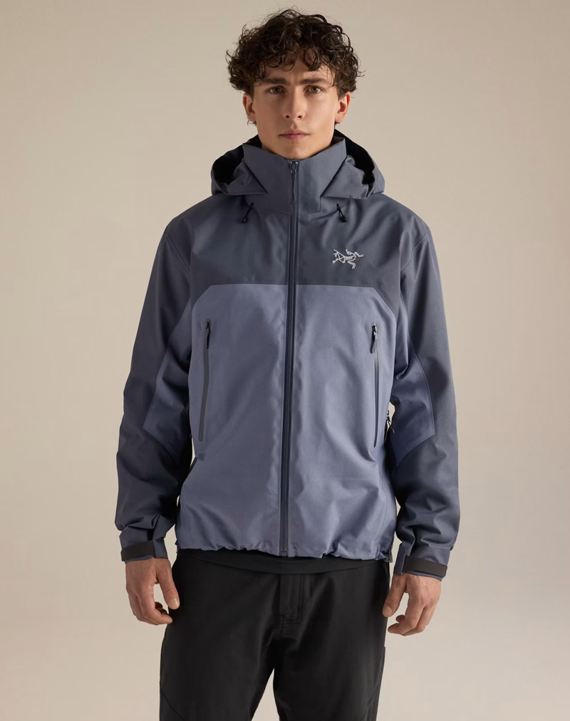 Arc'teryx Men's Beta AR Jacket in Dark Stratus/Stratus-1