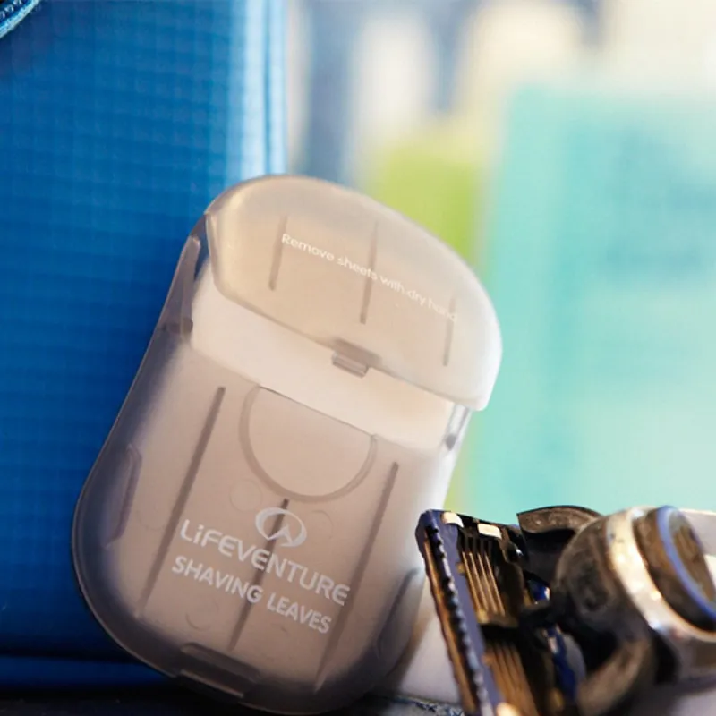 Lifeventure Shaving Leaves-1