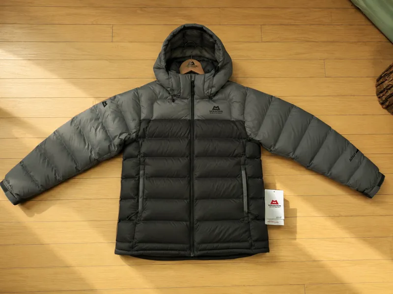 Mountain Equipment Men's Lightline Block Jacket in Graphite/Mercury/Black-2