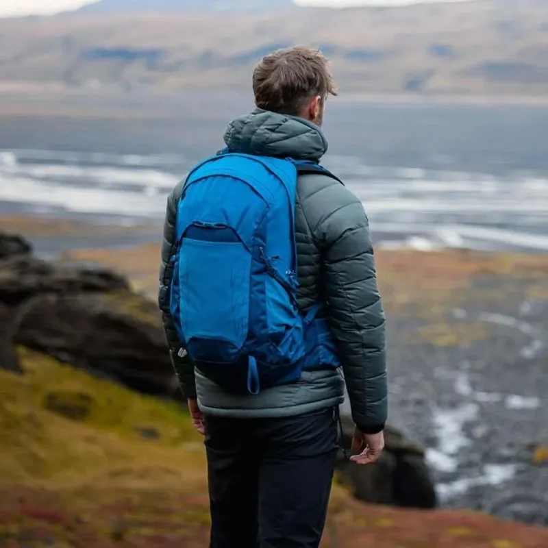 Osprey Talon 22 in Scoria Blue/Night Shift-2