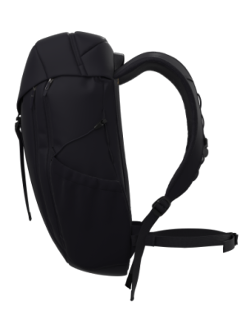 Arc'teryx Mantis 20L Backpack in Black-3