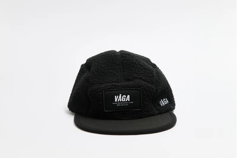 Vaga Adult Teddy Fleece Cap in Black-1