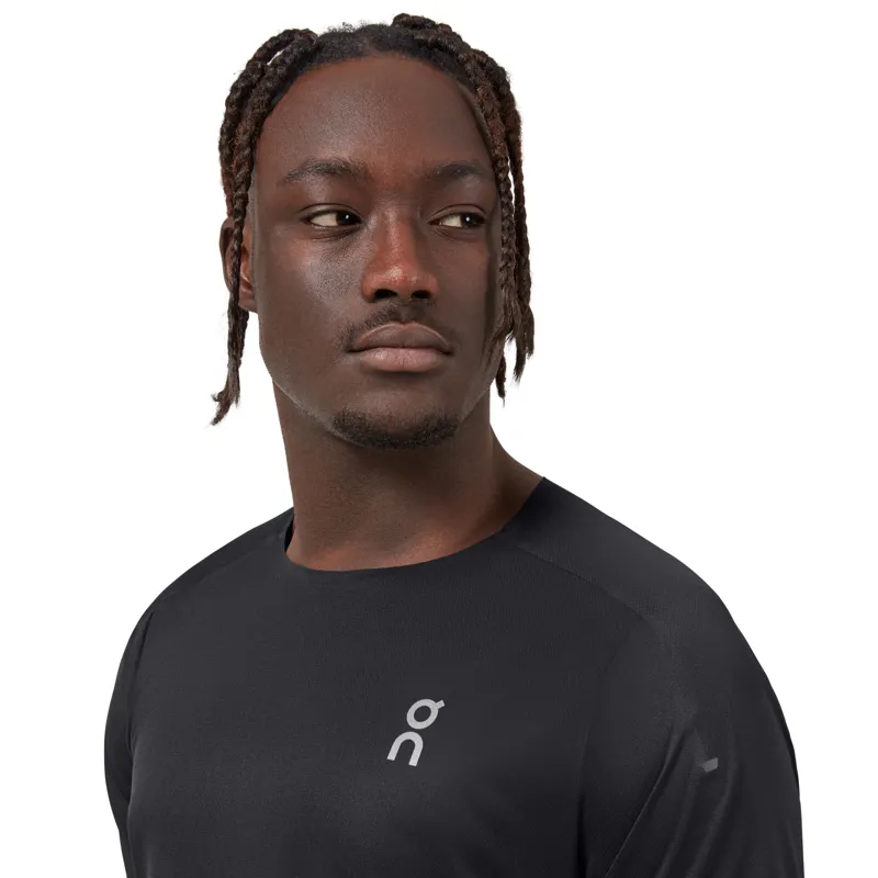 On Running Men's Performance T-Shirt in Black/Dark -5